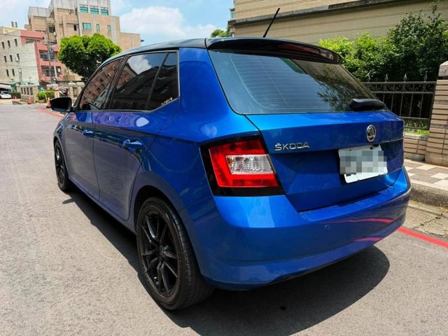 Skoda Fabia  第5張相片