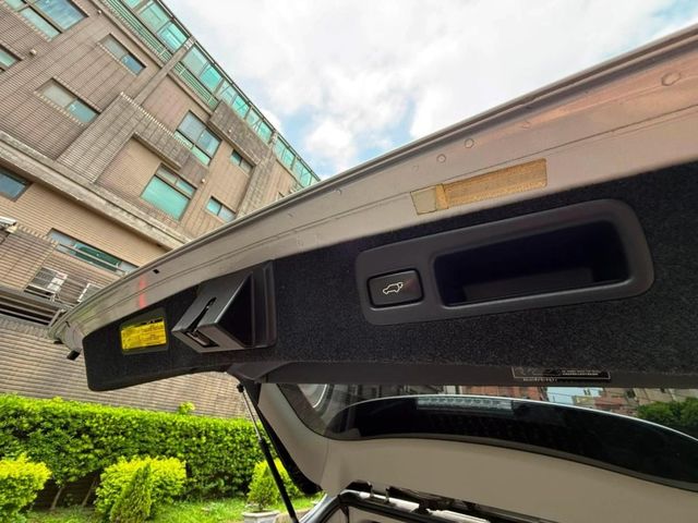 LEXUS 2010年 RX450H 油電 頂級 全景天窗 電動尾門  第2張相片