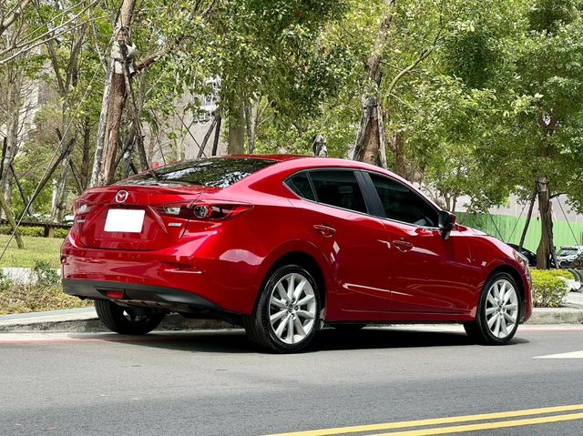 MAZDA馬自達 MAZDA 3  第2張相片