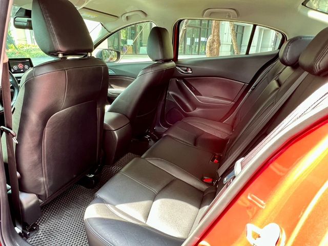 MAZDA馬自達 MAZDA 3  第4張相片
