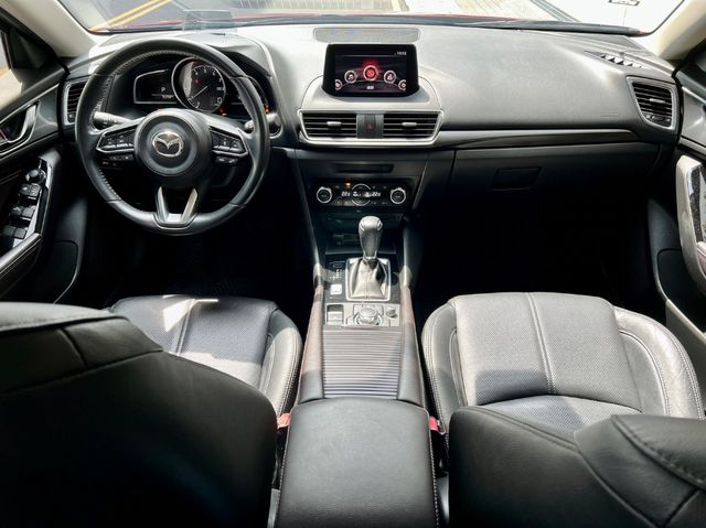 MAZDA馬自達 MAZDA 3  第5張相片