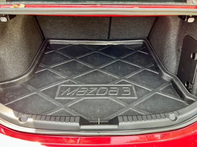 MAZDA馬自達 MAZDA 3  第6張相片