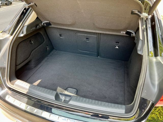 M-BENZ賓士 GLA200  第5張相片