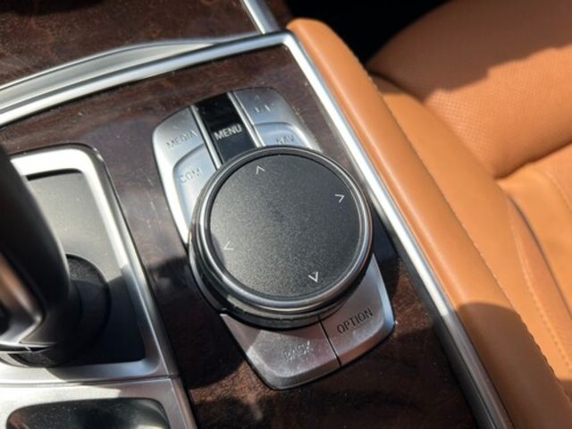 BMW寶馬 740LI LUXURY  第19張相片