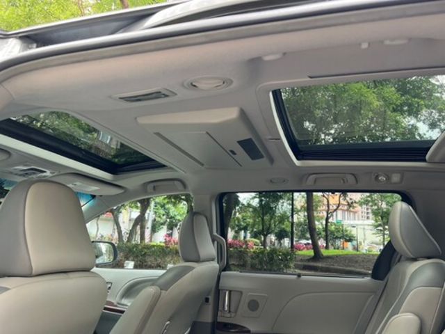 TOYOTA豐田 SIENNA  第8張相片
