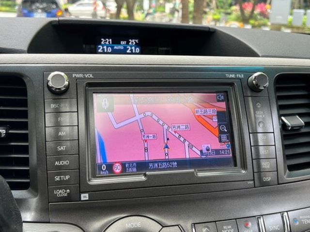TOYOTA豐田 SIENNA  第14張相片