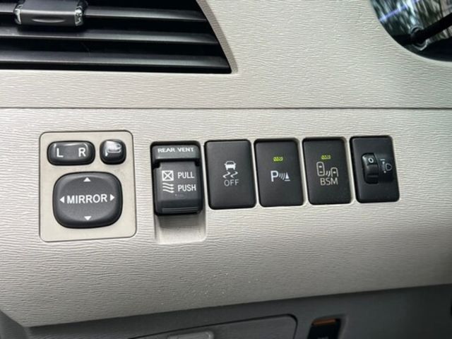 TOYOTA豐田 SIENNA  第18張相片