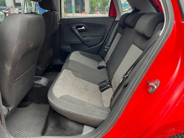 VOLKSWAGEN福斯 POLO  第4張相片