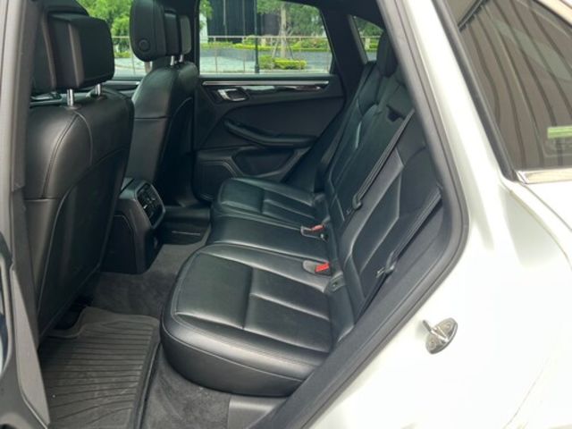 PORSCHE保時捷 MACAN S  第4張相片