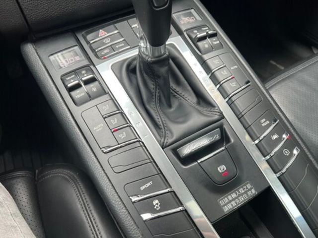 PORSCHE保時捷 MACAN S  第10張相片