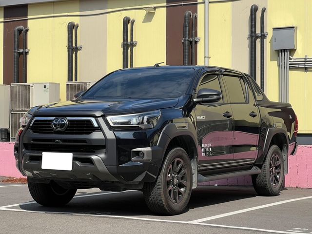 TOYOTA豐田 HILUX  第1張相片