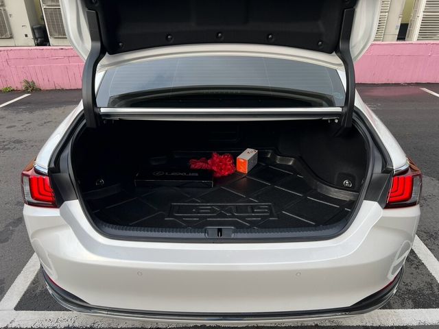 LEXUS凌志 ES200  第11張相片