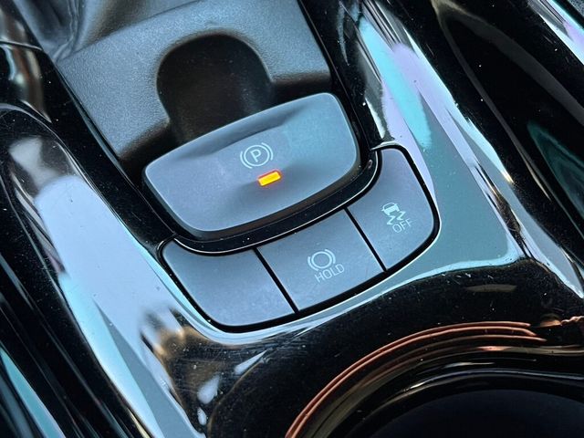 TOYOTA豐田 C-HR  第17張相片