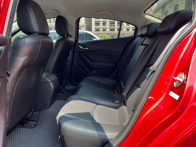 MAZDA馬自達 MAZDA 3  第4張相片