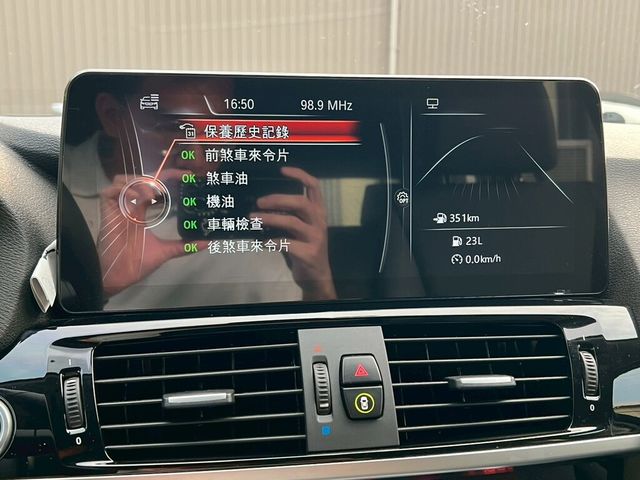BMW寶馬 X3  第13張相片
