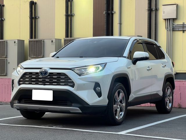 TOYOTA豐田 RAV4  第1張相片