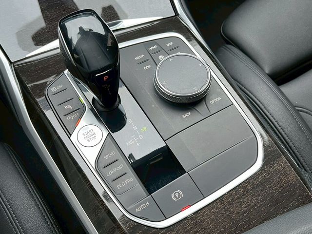 BMW寶馬 330I  第7張相片