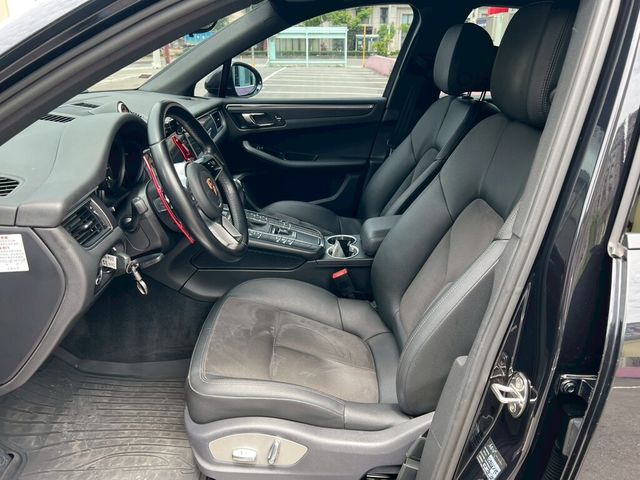 PORSCHE保時捷 MACAN  第3張相片
