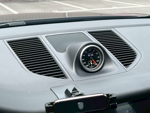 PORSCHE保時捷 MACAN  第9張相片