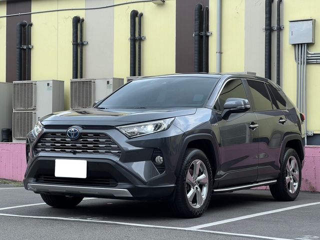 TOYOTA豐田 RAV4  第1張相片