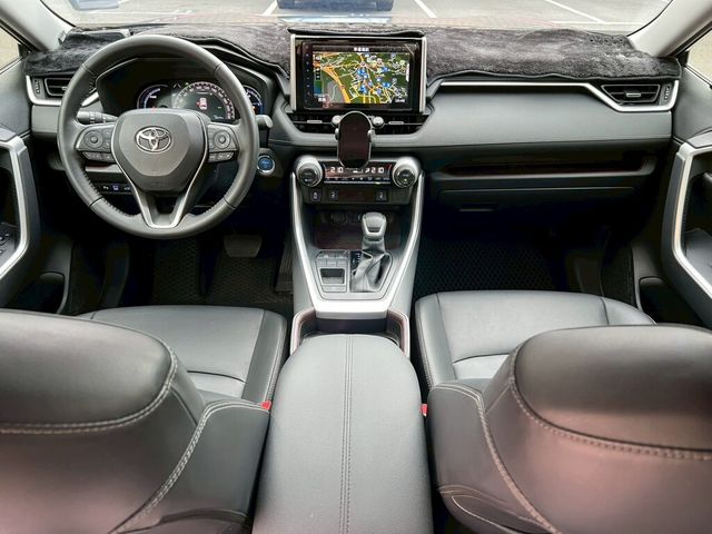 TOYOTA豐田 RAV4  第5張相片