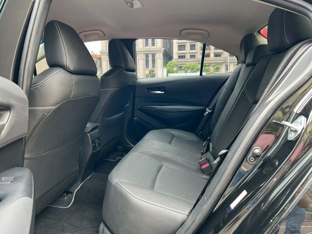 TOYOTA豐田 ALTIS  第4張相片