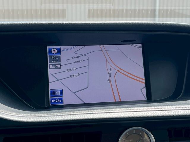 LEXUS凌志 ES300H  第11張相片