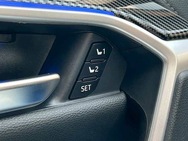 TOYOTA豐田 RAV4  第9張相片