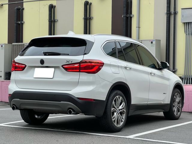 BMW寶馬 X1  第2張相片