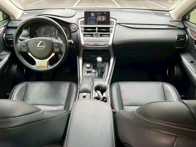 LEXUS凌志 NX200T  第5張相片