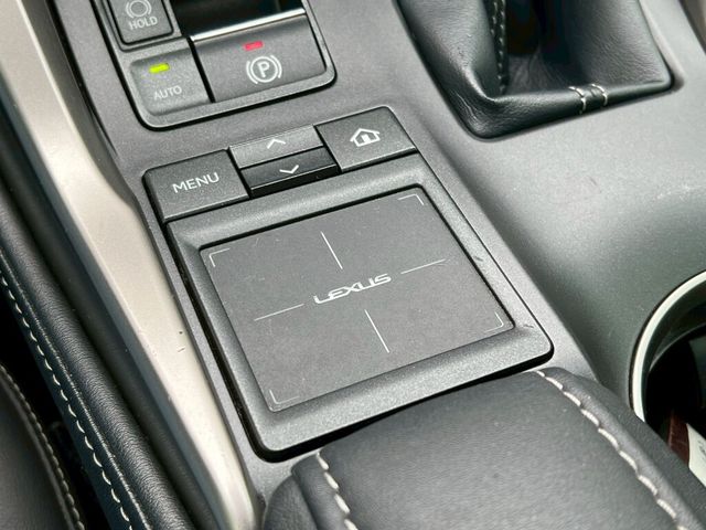 LEXUS凌志 NX200T  第19張相片