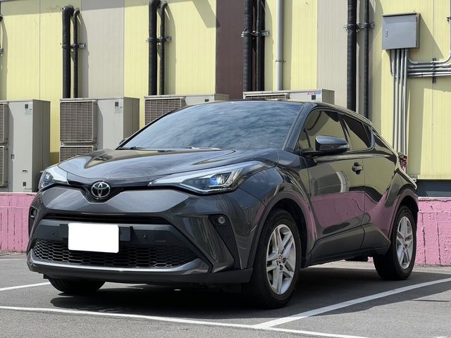 TOYOTA豐田 C-HR  第1張相片