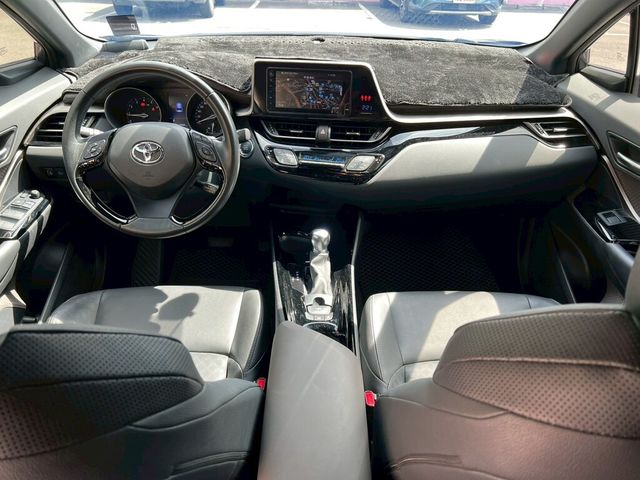 TOYOTA豐田 C-HR  第5張相片