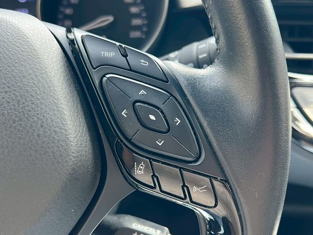TOYOTA豐田 C-HR  第10張相片