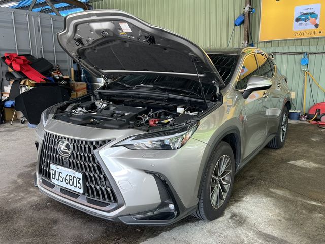 LEXUS凌志 NX200  第5張相片
