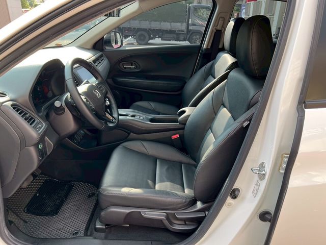 HONDA本田 HR-V  第3張相片