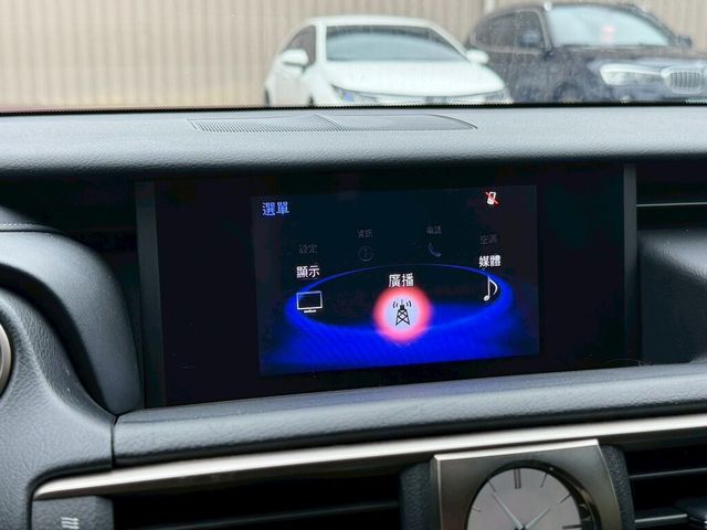 LEXUS凌志 IS 300  第10張相片