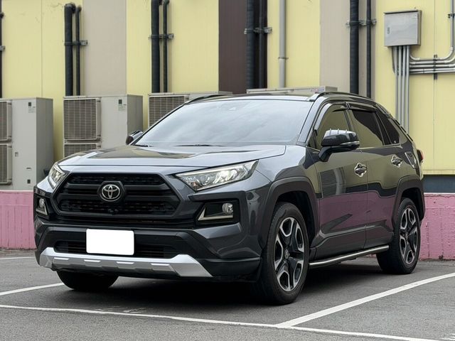 TOYOTA豐田 RAV4  第1張相片