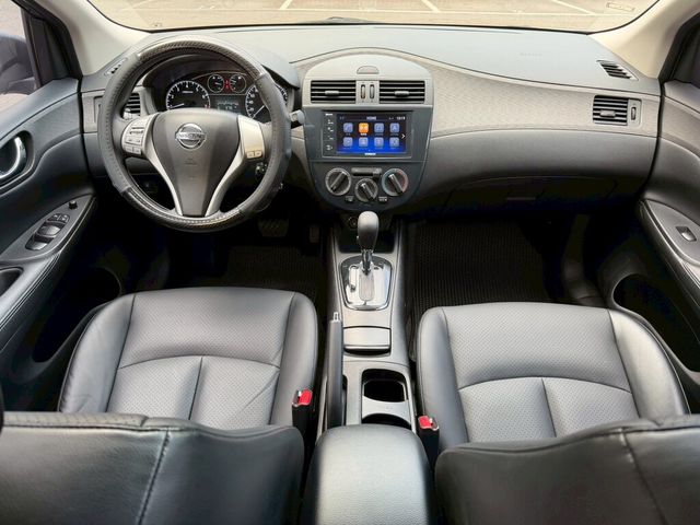 NISSAN日產 TIIDA  第5張相片