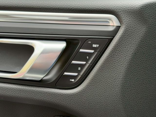 PORSCHE保時捷 MACAN  第9張相片