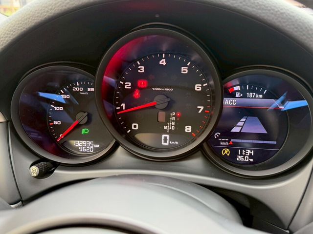 PORSCHE保時捷 MACAN  第11張相片