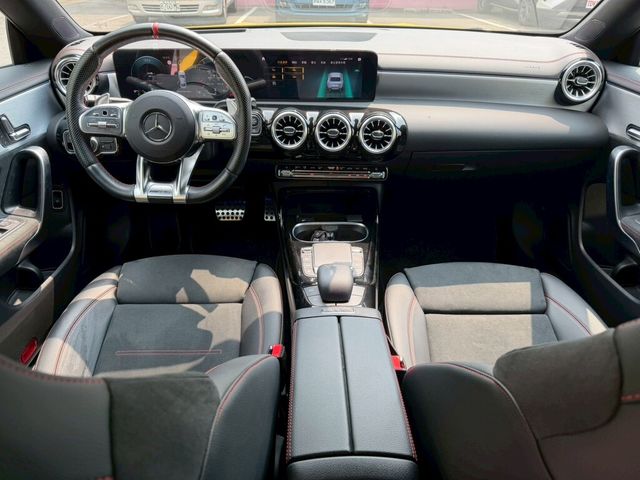 M-BENZ賓士 CLA35 AMG  第7張相片