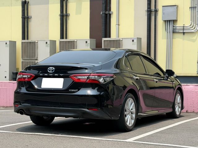 TOYOTA豐田 CAMRY HYBRID  第2張相片