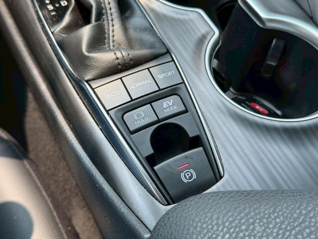 TOYOTA豐田 CAMRY HYBRID  第11張相片