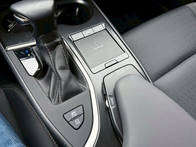 LEXUS凌志 UX250H  第11張相片