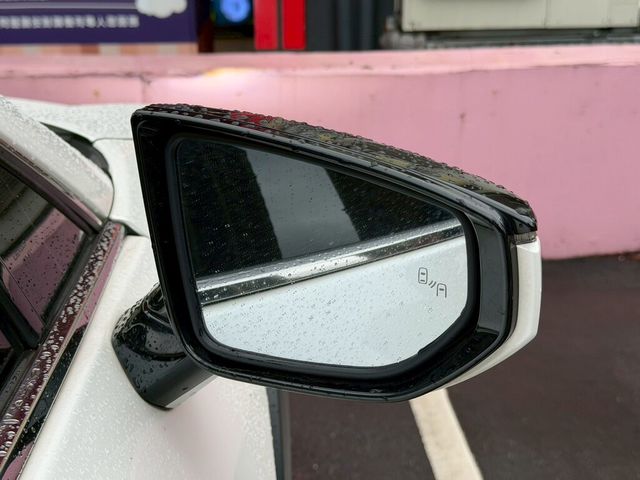 LEXUS凌志 UX250H  第12張相片