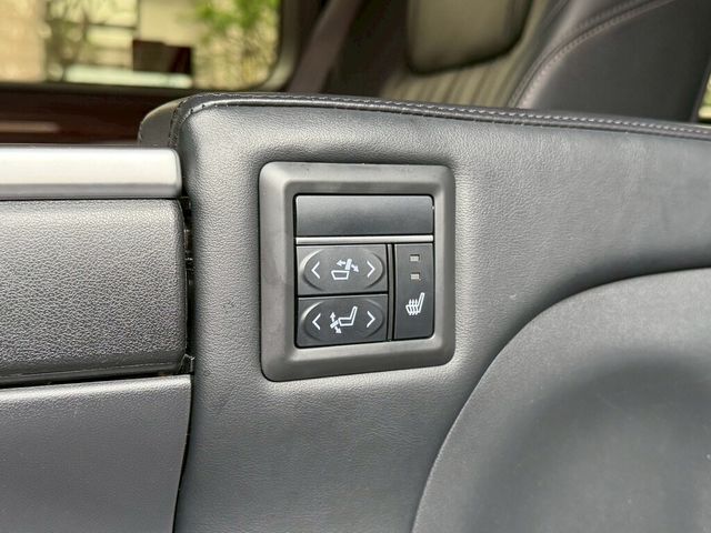 TOYOTA豐田 GRANVIA  第7張相片