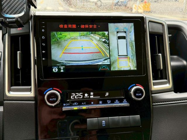 TOYOTA豐田 GRANVIA  第15張相片