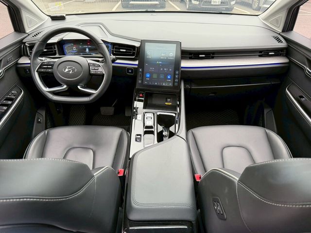 HYUNDAI現代 CUSTIN  第8張相片