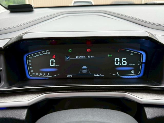HYUNDAI現代 CUSTIN  第11張相片